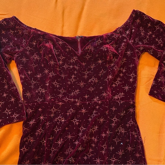 Collectif Dark Red/Maroon Sweetheart Bodycon Dress Sparkles - Picture 2 of 8